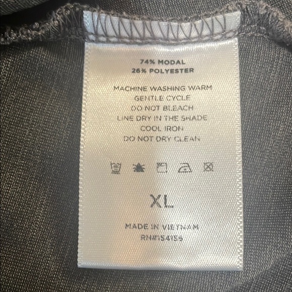 Mod Ref Gray Relaxed Asymmetrical T-Shirt - Picture 8 of 8